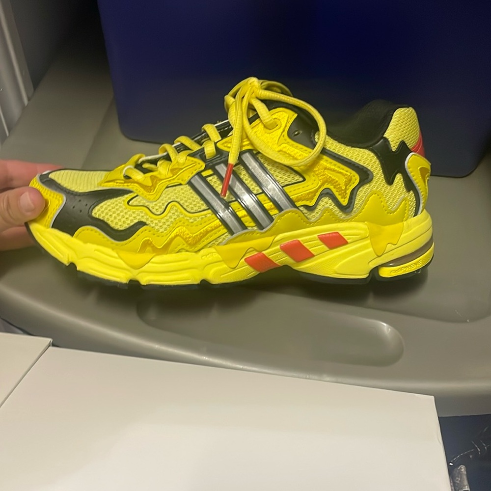 Bad Bunny Adidas